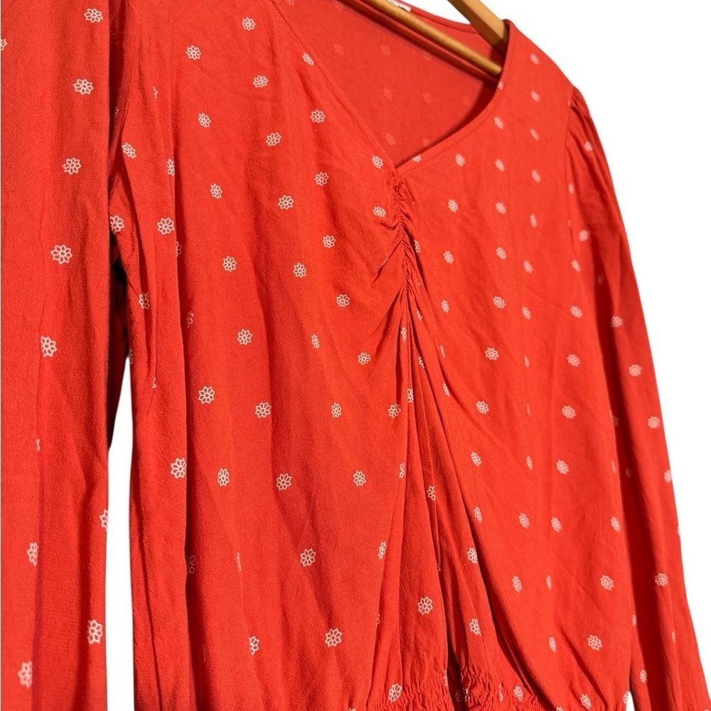 American Eagle Red Floral Polka Dot Blouse Women’s Size Medium - Picture 2 of 8